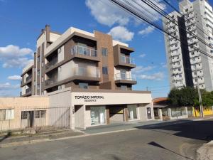 VENDA - SALA COMERCIAL - BAIRRO UVARANAS -  EDIFÍCIO TOPAZIO IMPERIAL RESIDENCE 