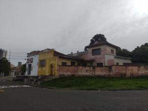 VENDA - rESIDÊNCIA COMERCIAL - BAIRRO JARDIM CARVALHO