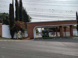 vENDA - RESIDÊNCIA - COLÔNIA DONA LUIZA - CONDOMÍNIO VILLA TOSCANA